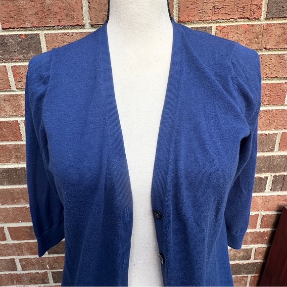 Old Navy royal blue button up cardigan, size large - Picture 4 of 9